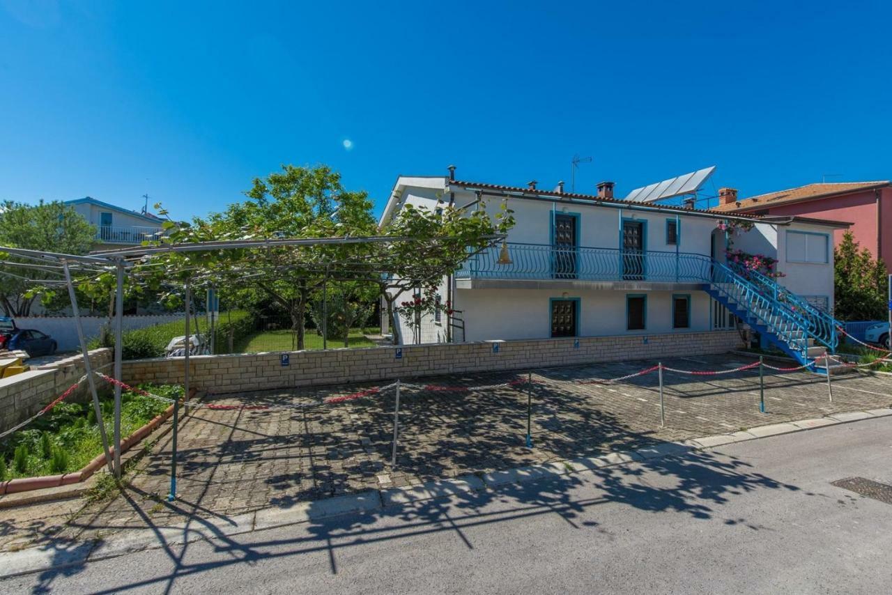 Apartments Kiki Spada Poreč Zimmer foto